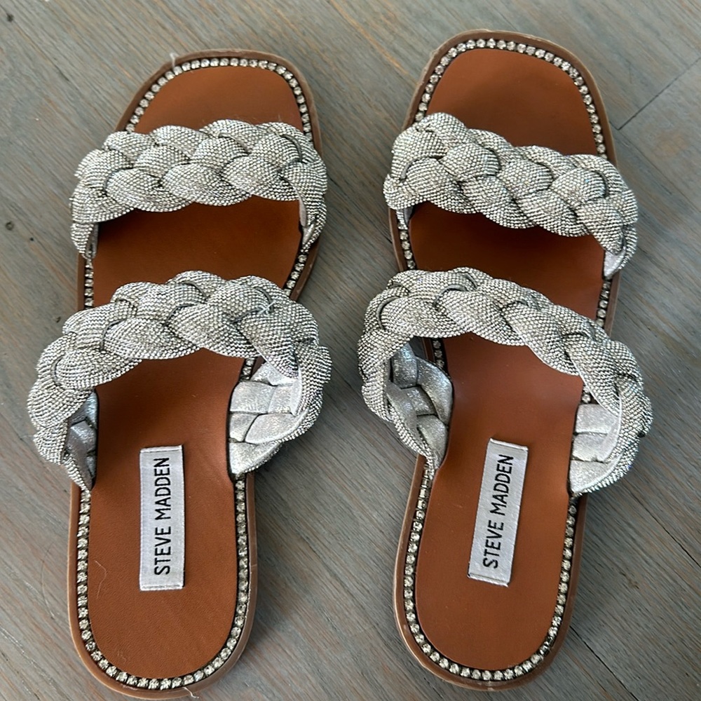 Ladies sandals